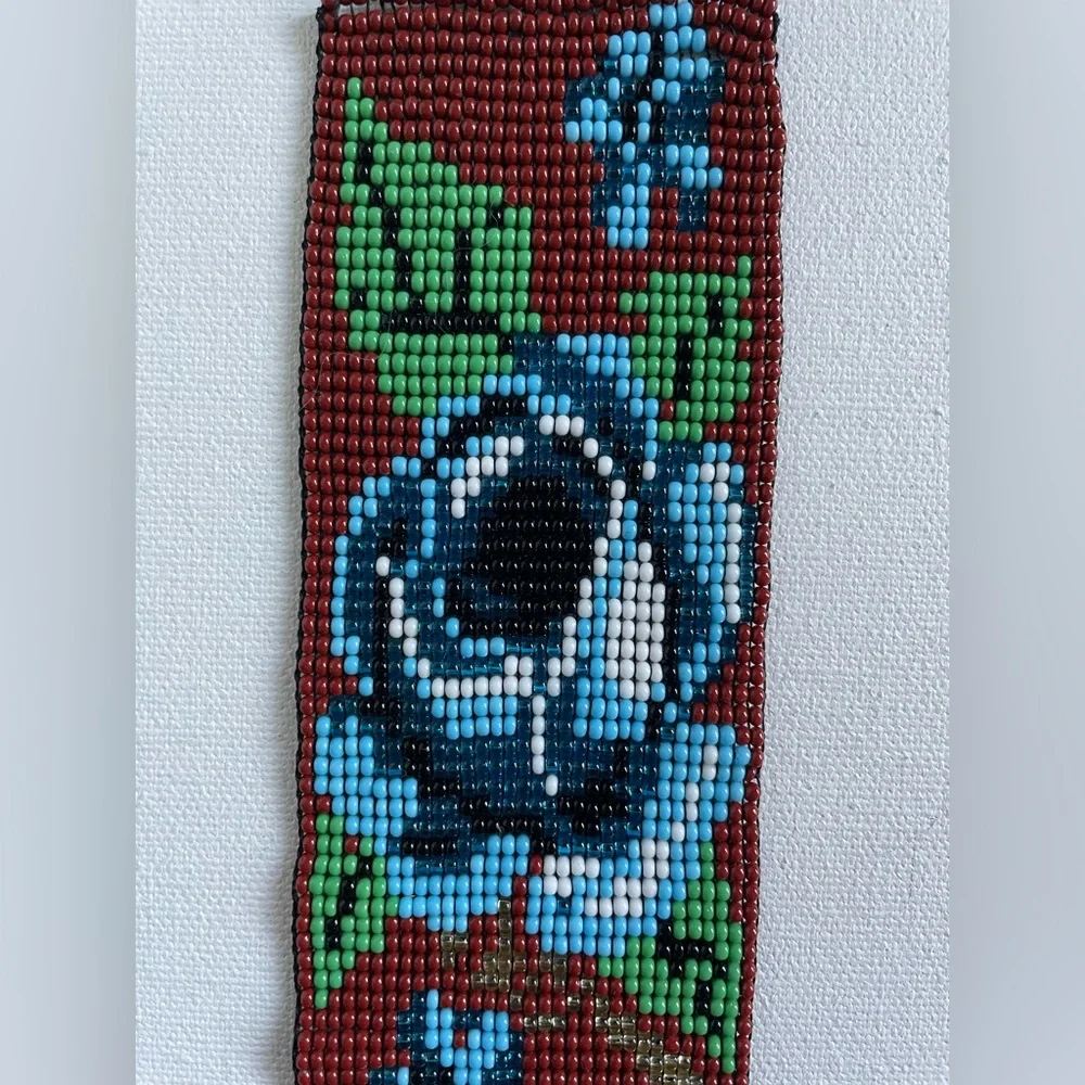 Beaded floral bracelet - Picture 4 of 6